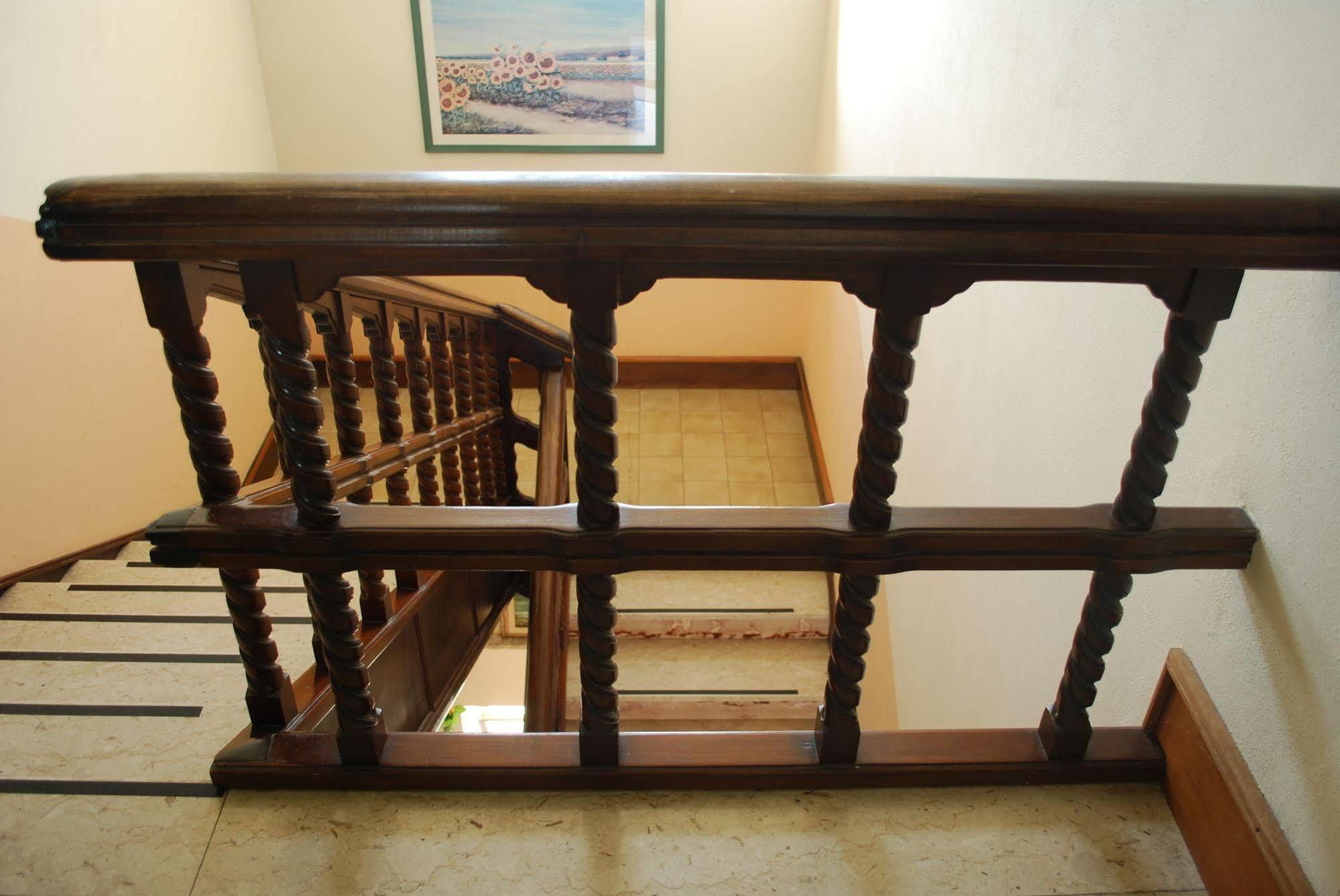 Albergo Smeraldo Castelnuovo Magra Exteriör bild
